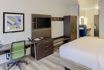 Standard Room, 1 King Bed with Sofa bed, Accessible (Communications)