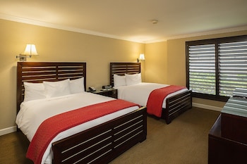Deluxe Room, 2 Queen Beds