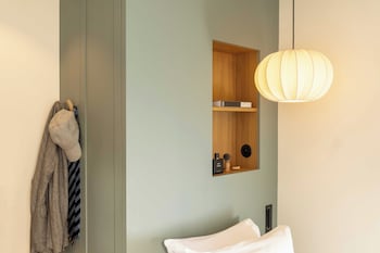 Business Single Room