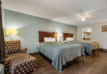 Standard Room, 2 Queen Beds, Non Smoking