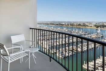 Standard Room, 1 King Bed, Balcony, Tower