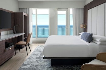 Room, 1 King Bed, Oceanfront