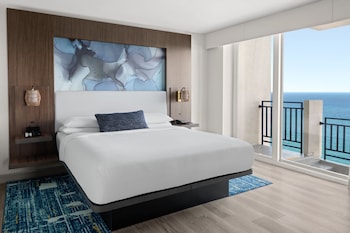 Room, 1 King Bed, Oceanfront