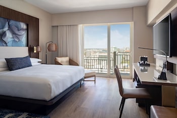 Room, 1 King Bed, City View, Tower (Tower)