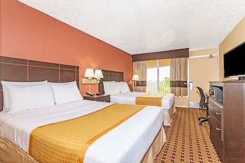 Standard Room, 2 Queen Beds, Smoking