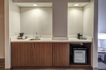Suite, 1 Bedroom, Balcony