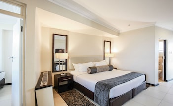 Deluxe Quadruple Room (North Sea Facing)