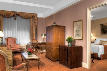 Suite, 1 King Bed