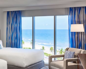 Deluxe Room, 2 Double Beds, Ocean View