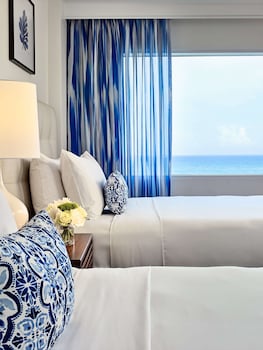 Deluxe Room, 2 Double Beds, Ocean View