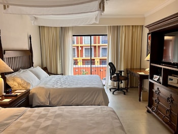 Standard Room, 2 Double Beds, Accessible