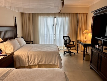 Standard Room, 2 Double Beds