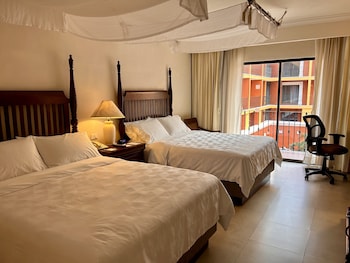 Standard Room, 2 Double Beds, Accessible