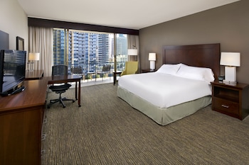 Room, 1 King Bed (Skyline)