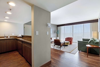 Suite, 1 King Bed, Non Smoking, Bay View (Point Loma)
