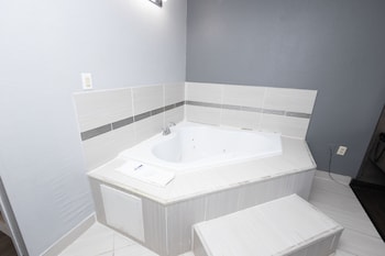 Deluxe Room, 1 King Bed, Non Smoking