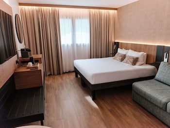 Family Room, 1 Double Bed with Sofa bed (Classic)