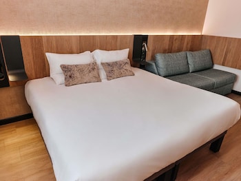Family Room, 1 Double Bed with Sofa bed (Classic)