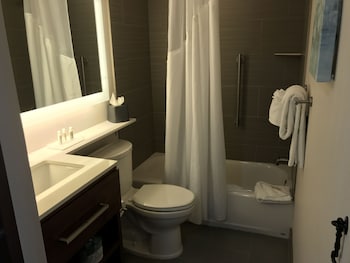 Suite, 1 King Bed, Non Smoking