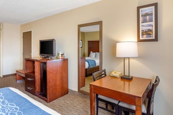 Standard Room, 2 Queen Beds, Non Smoking