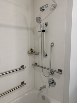 Standard Room, 1 King Bed, Accessible, Refrigerator & Microwave