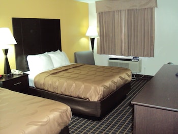 Standard Room, 2 Queen Beds, Non Smoking