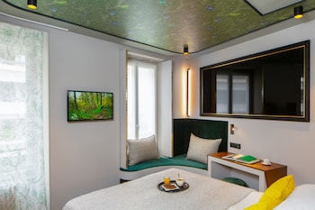 Double Room (Prestige)