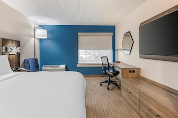 Standard Room, 1 King Bed, Accessible (Communications)