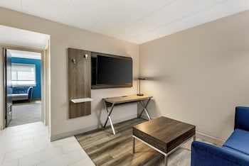 Suite, 1 Bedroom, Jetted Tub