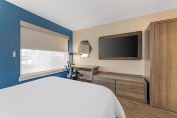 Standard Room, 1 Queen Bed, Accessible (Communications)