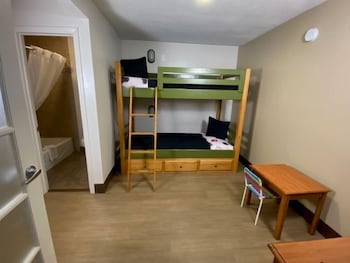 Family Suite, 2 Bedrooms, Accessible Bathtub, 2 Bathrooms