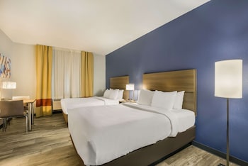 Room, 2 Queen Beds, Non Smoking (Efficiency)