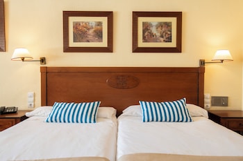 Economy Room