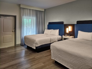 Studio, 2 Queen Beds, Accessible, Bathtub (Balcony)