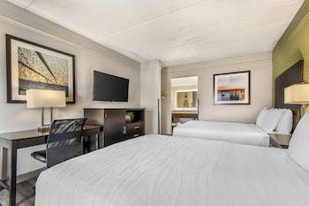 Standard Room, 2 Queen Beds, Non Smoking, Refrigerator & Microwave