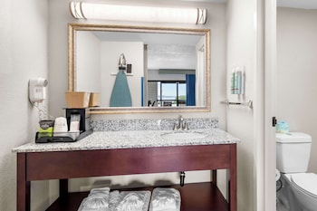 Standard Room, 2 Queen Beds, Non Smoking, Refrigerator & Microwave (Walk-in Shower)