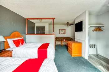 Suite, 2 Double Beds, Smoking