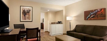Premium Suite, 1 King Bed, Non Smoking