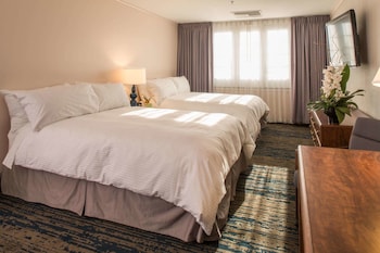 Deluxe Room, 2 Double Beds