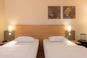 Standard Room, Multiple Beds