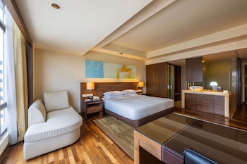 Club Room, 1 King Bed
