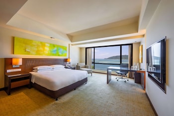 Room, 1 King Bed, Sea View