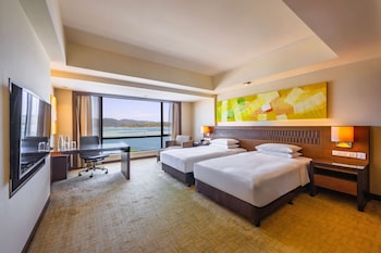 Room, 2 Twin Beds, Sea View