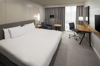 Standard Room, 1 King Bed (Minibar)