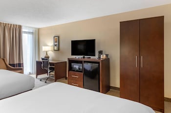Standard Room, 2 Double Beds, Non Smoking