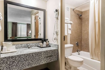 Standard Room, 2 Queen Beds, Non Smoking