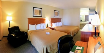 Room, 2 Queen Beds, Non Smoking, Courtyard View