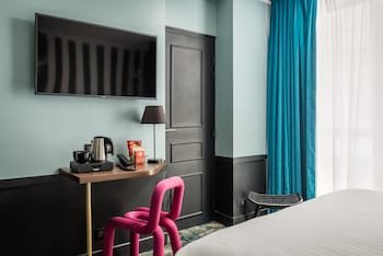 Adjoining Rooms for 4 People