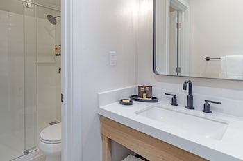Suite, 2 Queen Beds, Non Smoking, Refrigerator & Microwave (Living Room;Walk-in Shower)