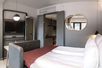 Classic Room, 1 King Bed